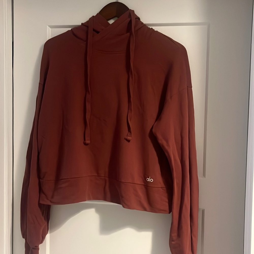 alo yoga burgundy hooded sweatshirt cropped oversized stretch hoodie size xs